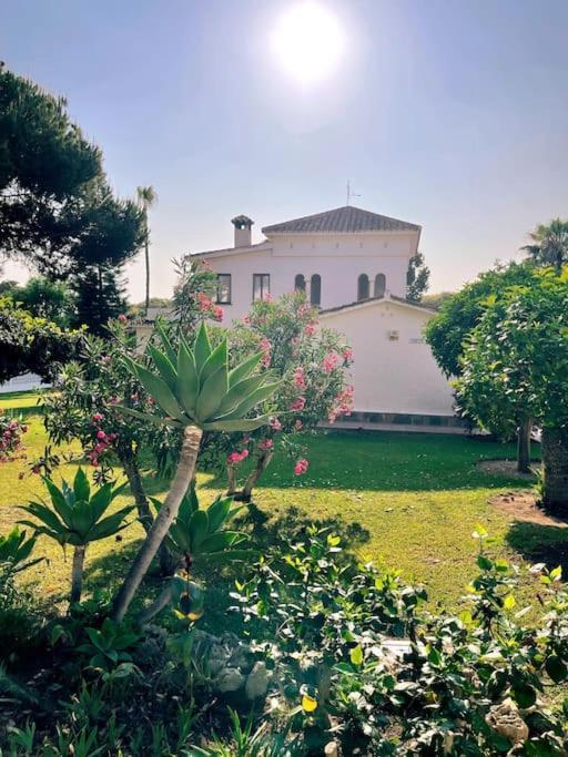 Villa Santa Cristina Cerca Del Mar Marbella Exterior photo